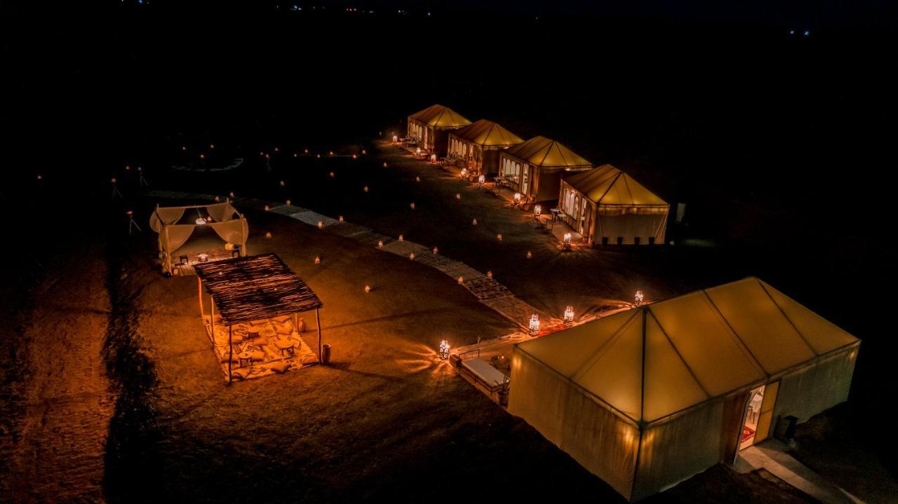 Hotel Soleil Camp & Camel Trekking à Merzouga Extérieur photo